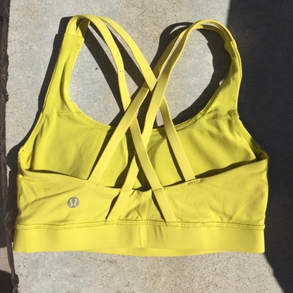 Lululemon sports bra